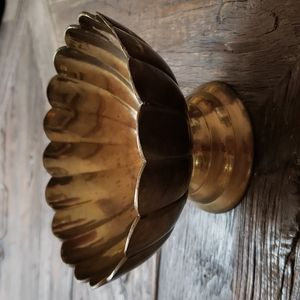 Vintage brass pedestal planter/dish